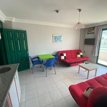 Lila Aparthotel