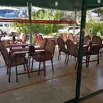 Ξενοδοχείο με διαμερίσματα Lila