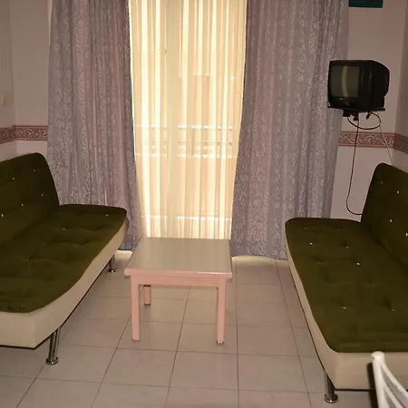 Lila Apartmanhotel