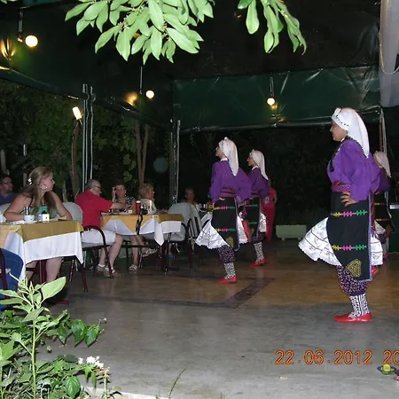 Apartahotel Lila