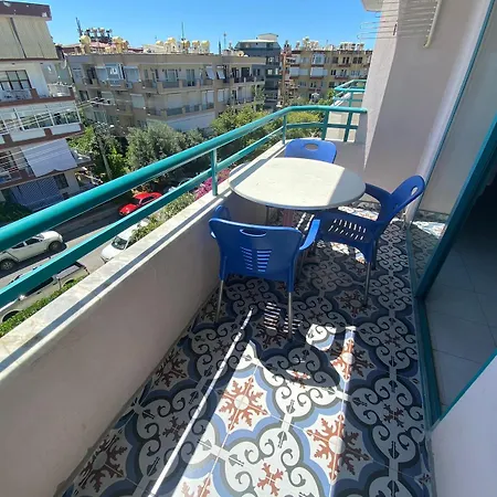 Lila Alanya