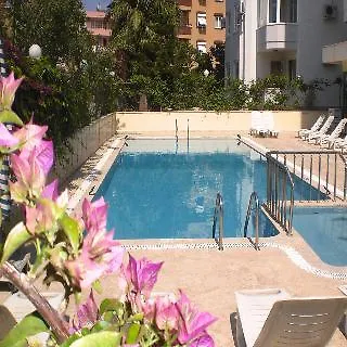 Lila Apartahotel Alanya